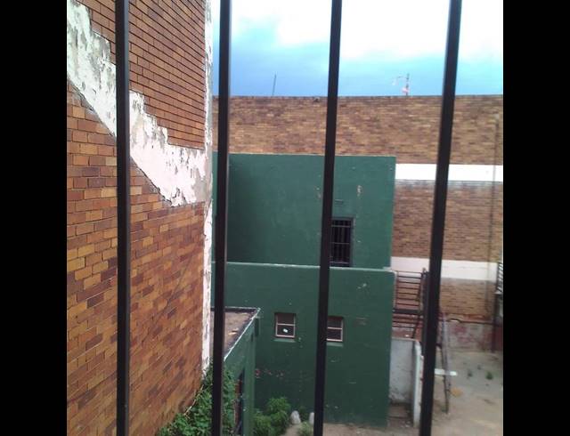 BUSINESS FOR SALE IN GERMISTON CENTRAL